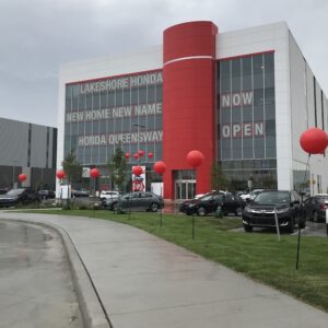 Outdoor Balloon Displays For Businesses and Car Dealerships